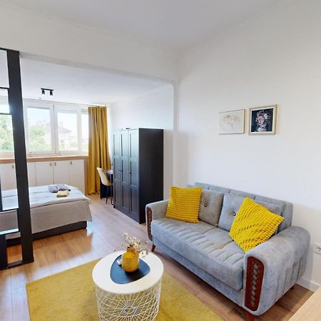 Modern City Stay Apartment 4 Min Walk From Alexander Nevski صوفيا المظهر الخارجي الصورة